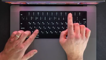 É À © … Comment saisir facilement des caractères spéciaux sur un Mac