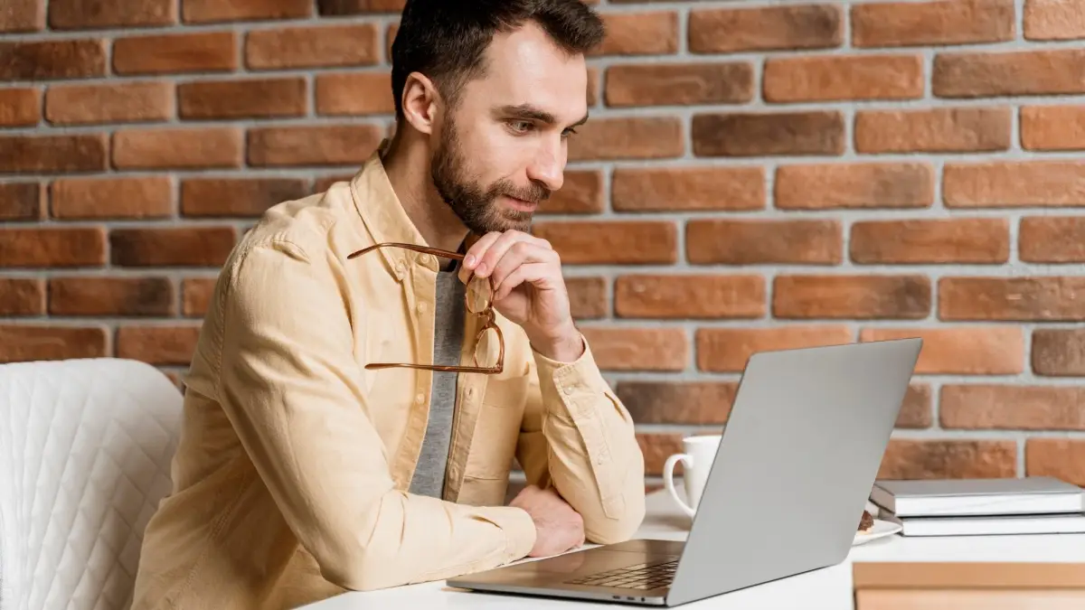 J’ai observé ce que font les gagnants du SEO entre deux Core Updates (et pourquoi les autres stagnent)