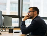 Jon Hernández prédit l’exclusion du marché du travail sans maîtrise de l’IA d’ici deux ans